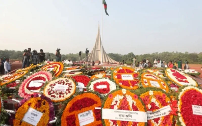 মহান স্বাধীনতা দিবসে দেশজুড়ে শ্রদ্ধা উদযাপন ও গর্বের আবহ